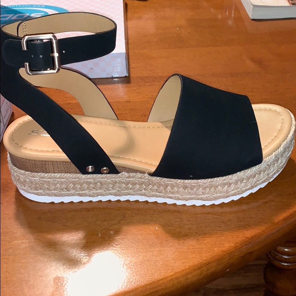 Soda women’s wedge sandals